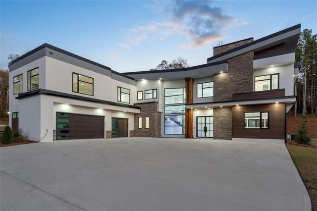 1678 Thomas Drive, Hoschton, GA 30548