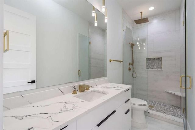 1678 Thomas Drive, Hoschton, GA 30548