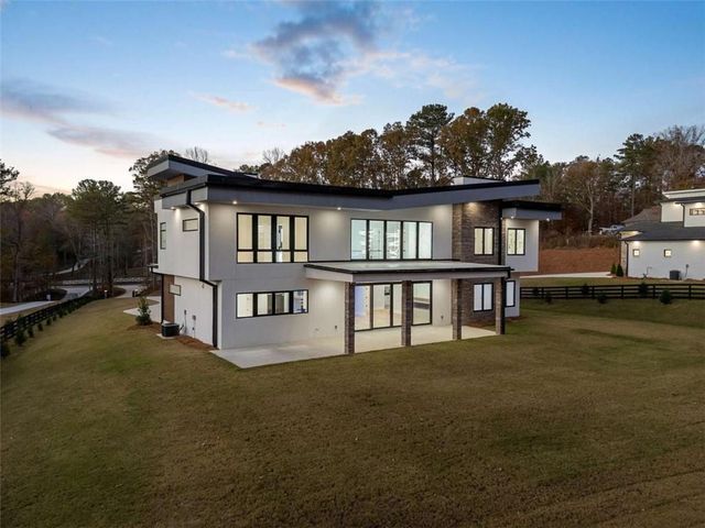 1678 Thomas Drive, Hoschton, GA 30548