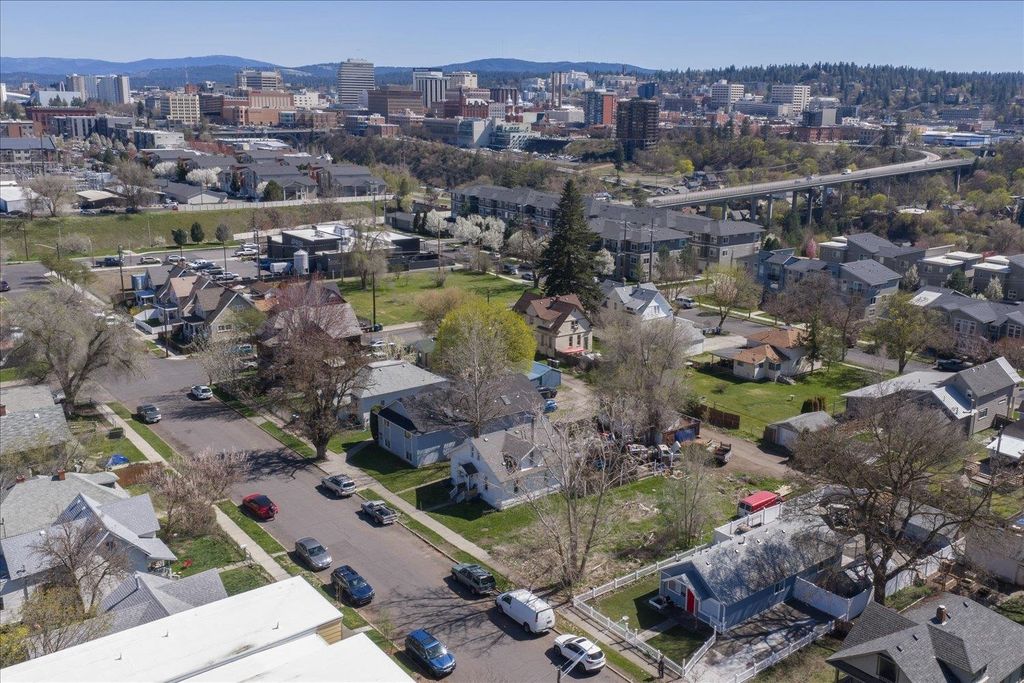 1823 W College Ave, Spokane, WA 99201 photo 6