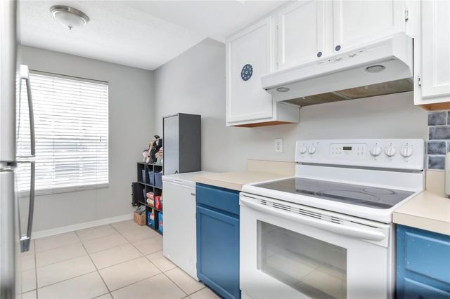 14053 NOTREVILLE WAY, Tampa, FL 33624