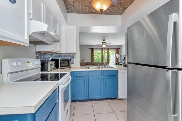 14053 NOTREVILLE WAY, Tampa, FL 33624