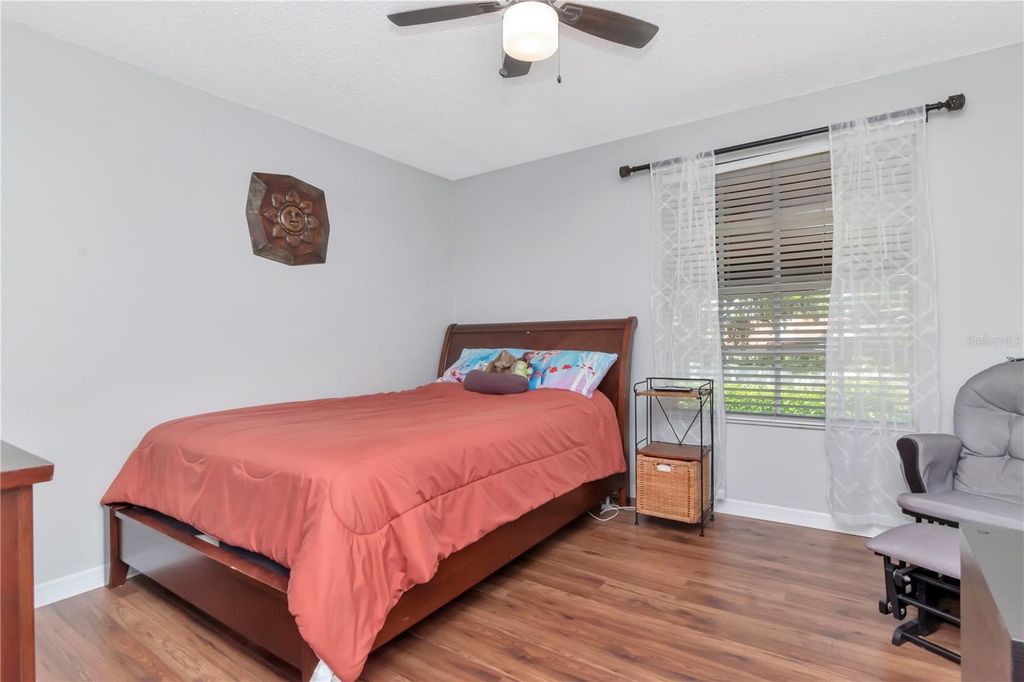 Image 17 of property listing at 14053 NOTREVILLE WAY, Tampa, FL 33624