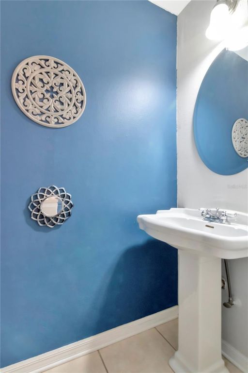 Image 21 of property listing at 14053 NOTREVILLE WAY, Tampa, FL 33624