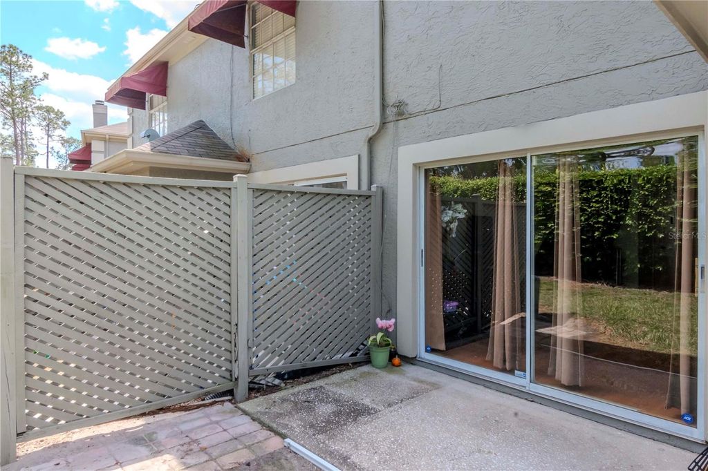 Image 23 of property listing at 14053 NOTREVILLE WAY, Tampa, FL 33624