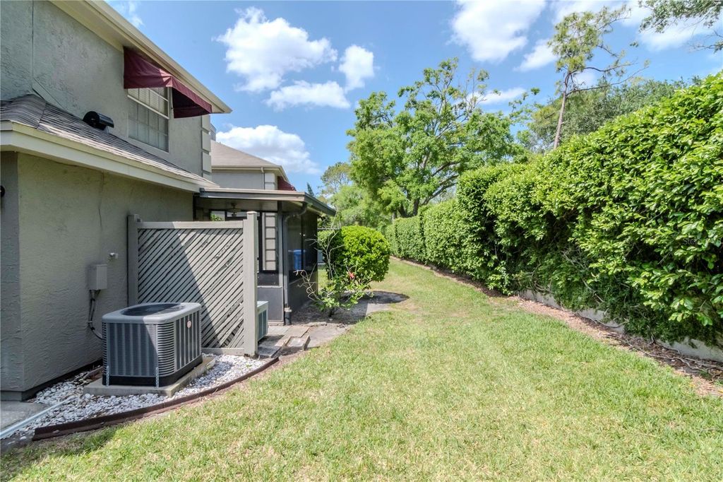 Image 26 of property listing at 14053 NOTREVILLE WAY, Tampa, FL 33624