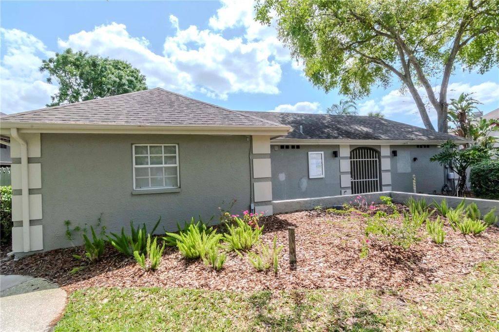 Image 27 of property listing at 14053 NOTREVILLE WAY, Tampa, FL 33624