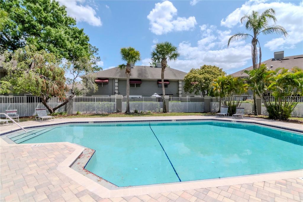 Image 29 of property listing at 14053 NOTREVILLE WAY, Tampa, FL 33624