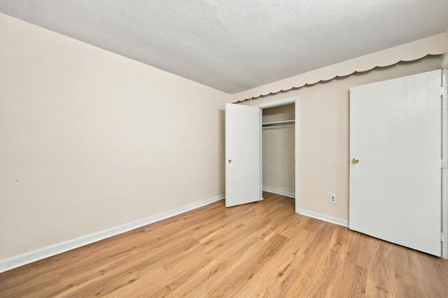 5 Melbourne St 2, Boston, MA 02124