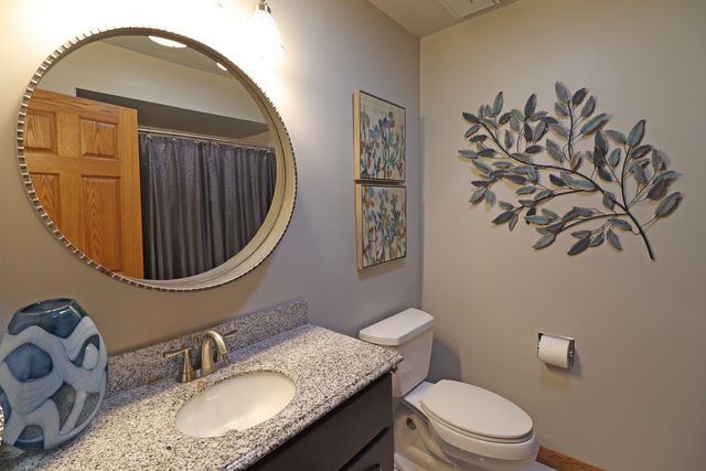 17624 Rosewood Lane, Tinley Park, IL 60487