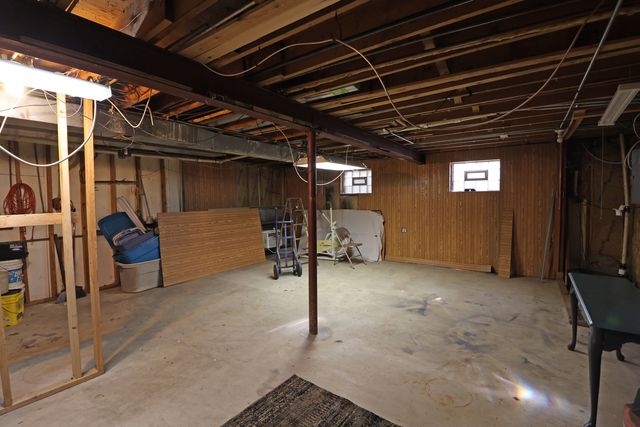 17624 Rosewood Lane, Tinley Park, IL 60487