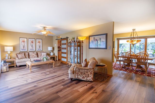 17624 Rosewood Lane, Tinley Park, IL 60487