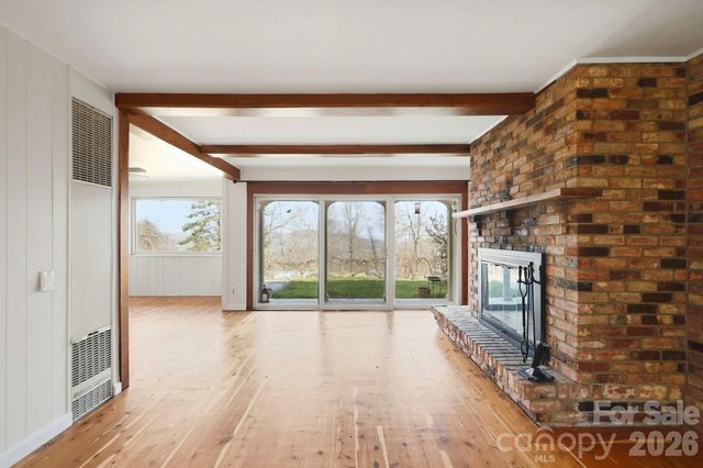 1032 Brightwater Drive, Hendersonville, NC 28739