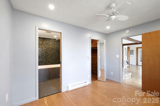 1032 Brightwater Drive, Hendersonville, NC 28739