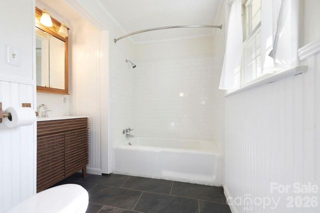 1032 Brightwater Drive, Hendersonville, NC 28739