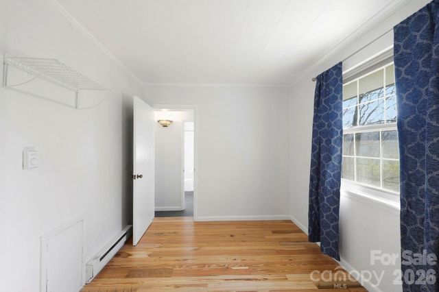 1032 Brightwater Drive, Hendersonville, NC 28739