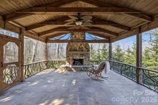 1032 Brightwater Drive, Hendersonville, NC 28739