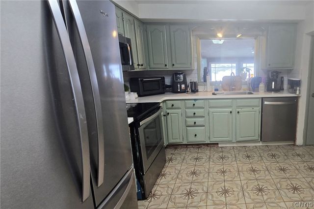 4867 Driftwood Drive, Salina, NY 13088