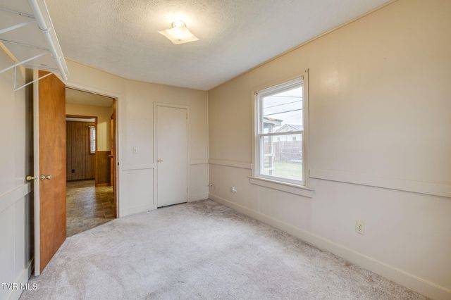 1305 East Sevier Avenue, Kingsport, TN 37664