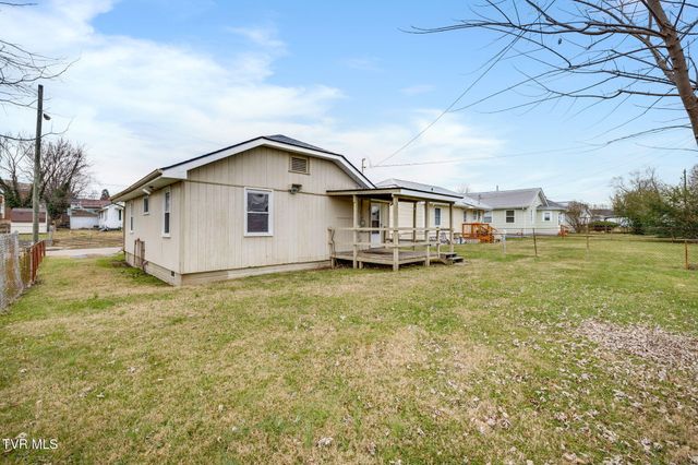 1305 East Sevier Avenue, Kingsport, TN 37664