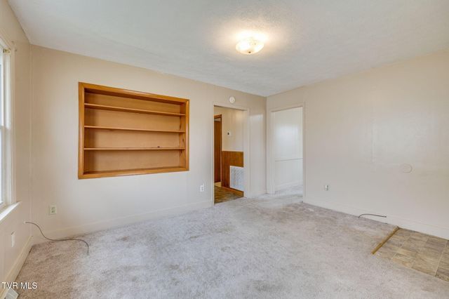 1305 East Sevier Avenue, Kingsport, TN 37664