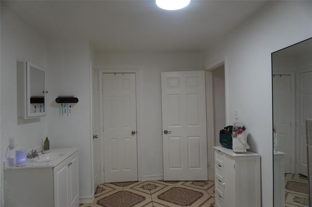 161 Hicks Loop W, Cleveland, TX 77328