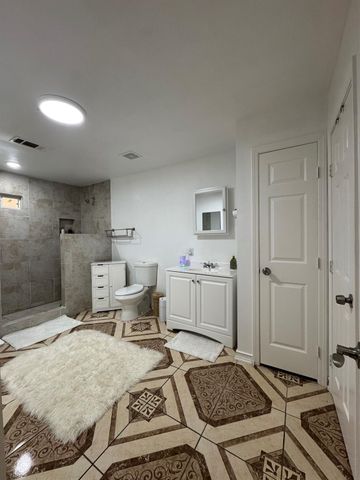 161 Hicks Loop W, Cleveland, TX 77328