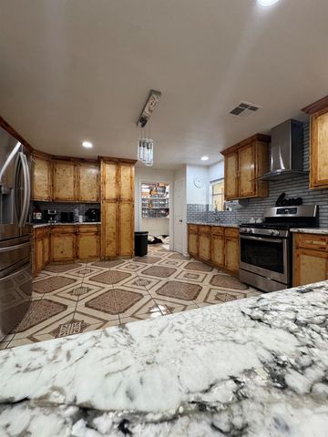 161 Hicks Loop W, Cleveland, TX 77328