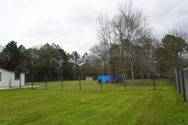 161 Hicks Loop W, Cleveland, TX 77328