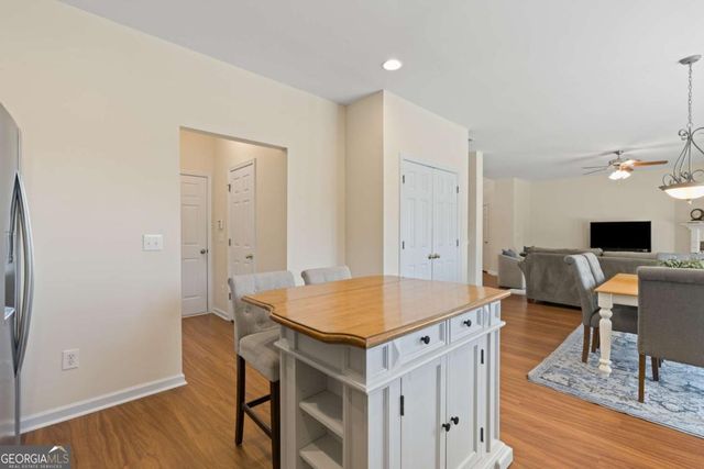 511 Mountain Crossing, Woodstock, GA 30188