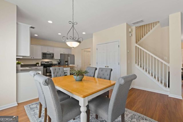 511 Mountain Crossing, Woodstock, GA 30188