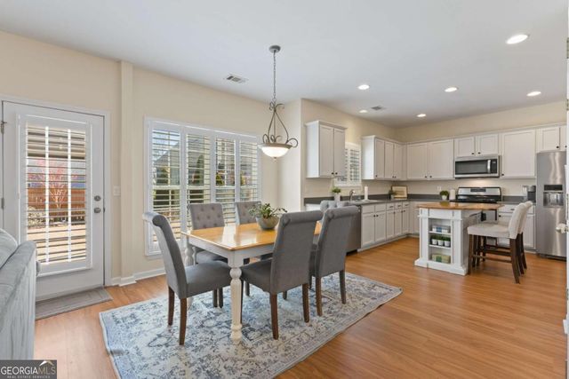 511 Mountain Crossing, Woodstock, GA 30188