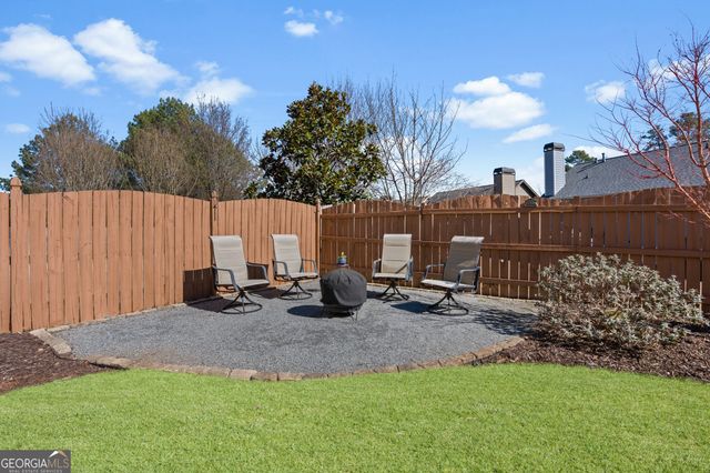 511 Mountain Crossing, Woodstock, GA 30188