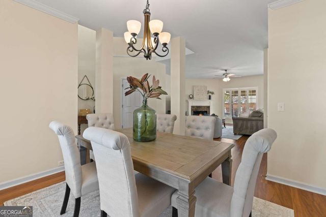 511 Mountain Crossing, Woodstock, GA 30188