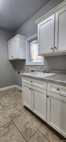35 Carter Boulevard, Jasper, IN 47546