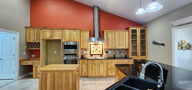 35 Carter Boulevard, Jasper, IN 47546