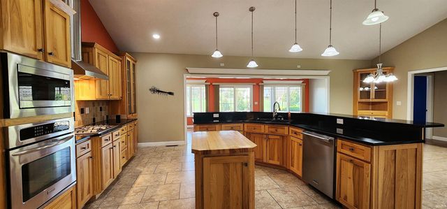 35 Carter Boulevard, Jasper, IN 47546