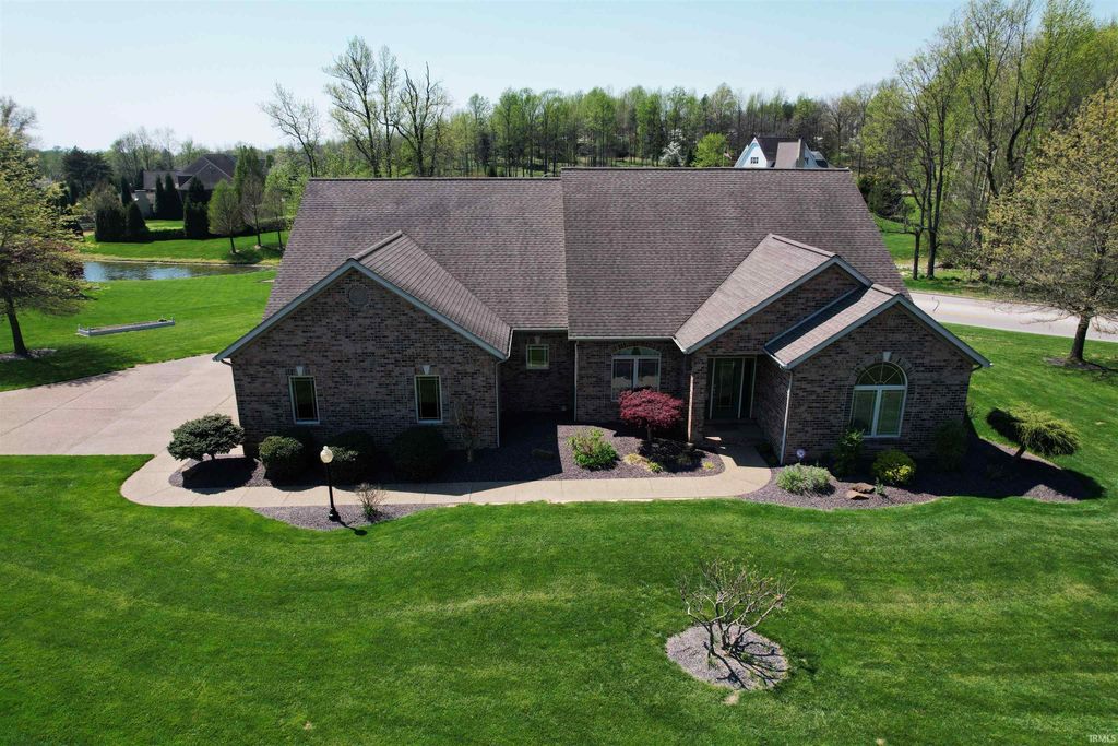 35 Carter Boulevard, Jasper, IN 47546