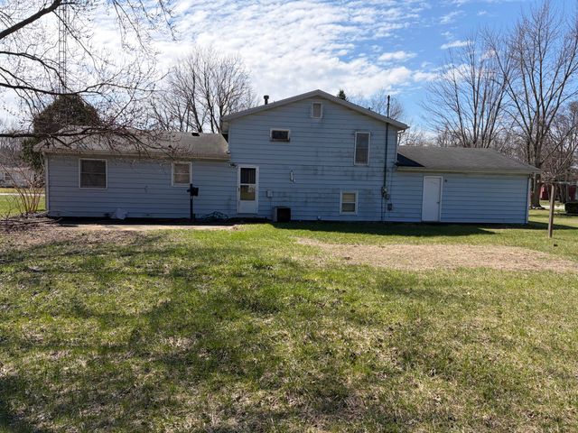 3430 E South Country Lane, Knox, IN 46534