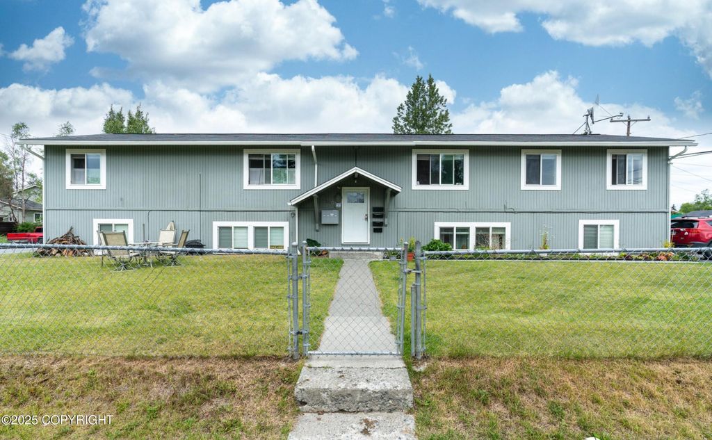 3401 E 15th Avenue, Anchorage, AK 99508