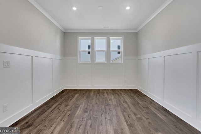 742 Crossroad Court, Powder Springs, GA 30127