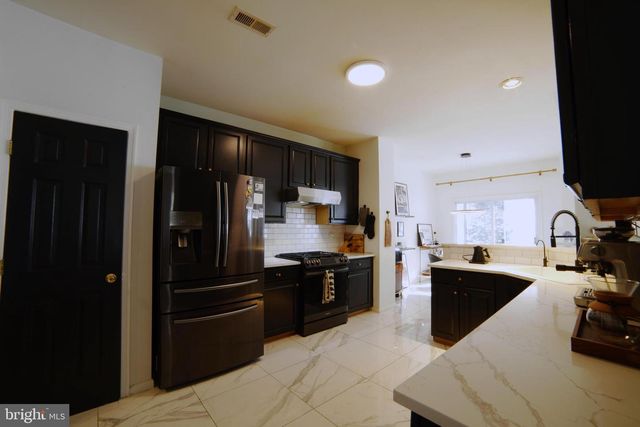 72 HOOVER AVE, Princeton, NJ 08540