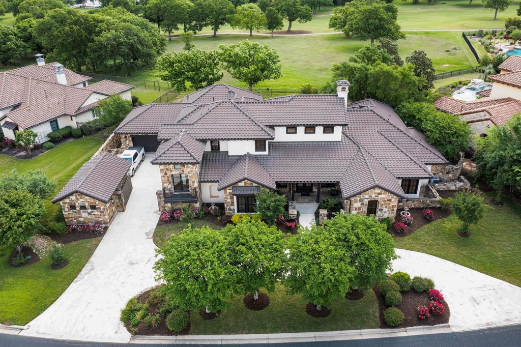 208 Goodnight DR, Georgetown, TX 78628