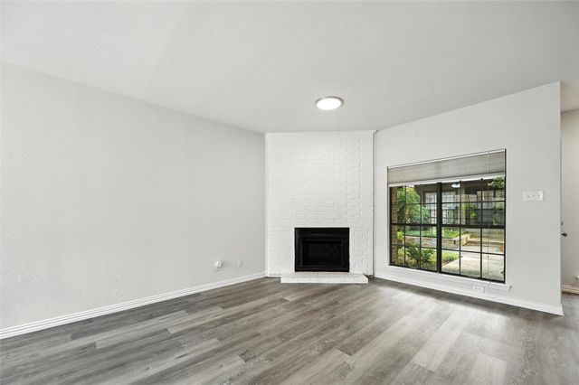 9910 Royal Lane 1202, Dallas, TX 75231