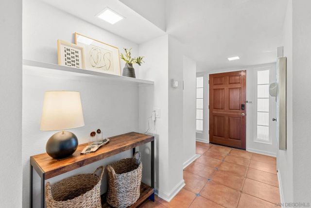 3131 Vista Rica, Carlsbad, CA 92009