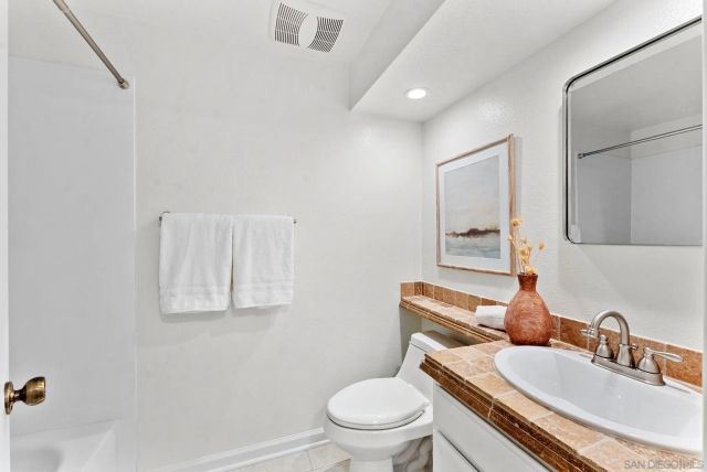 3131 Vista Rica, Carlsbad, CA 92009