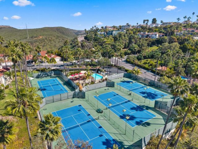 3131 Vista Rica, Carlsbad, CA 92009