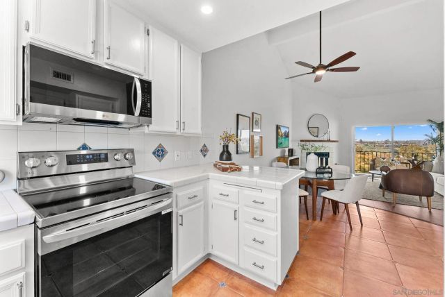 3131 Vista Rica, Carlsbad, CA 92009