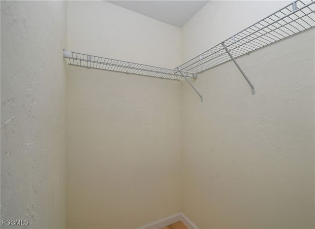 16 Tangerine CT, Lehigh Acres, FL 33936