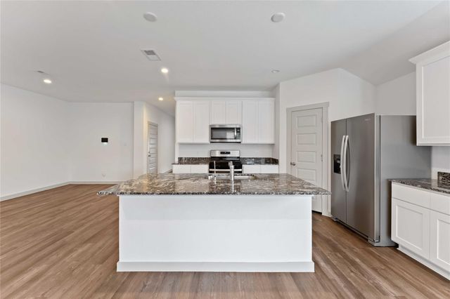 1026 Great Barracuda Lane, Alvin, TX 77511